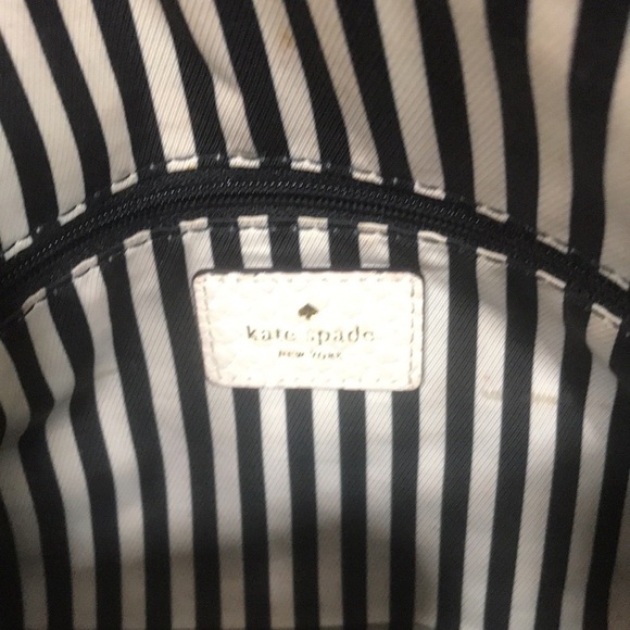 Kate Spade Bag Southport Avenue Maria Magnolia Pebbled Leather Crossbody Handbag - Picture 9 of 11